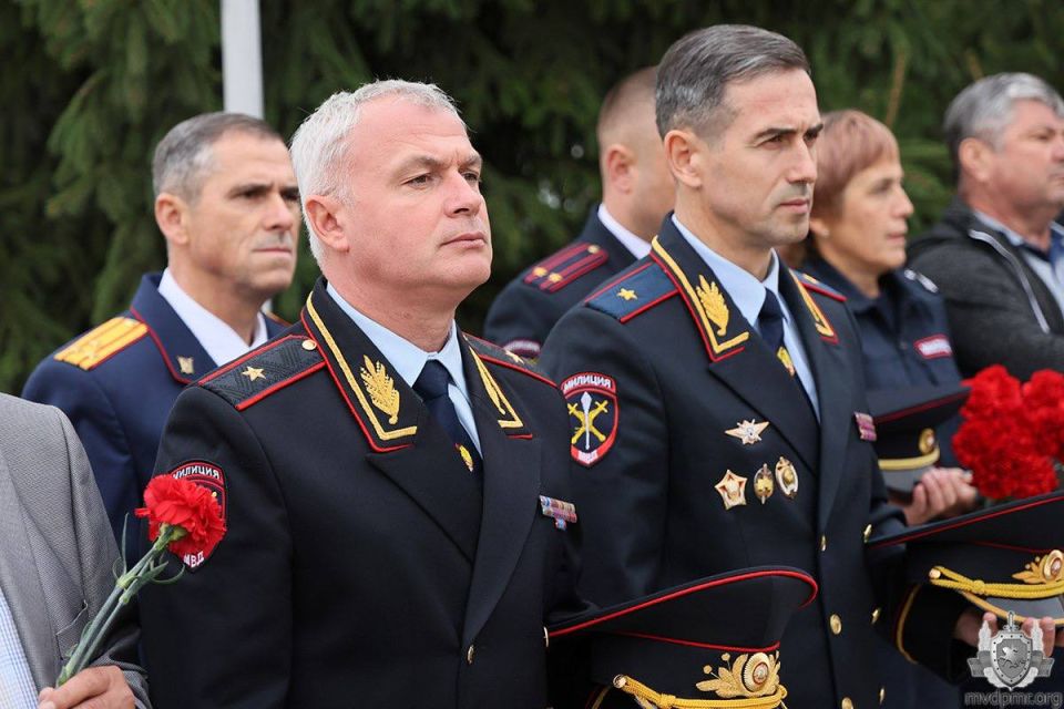 Подвиг героев – в сердце народа Подвиг героев – в сердце народа