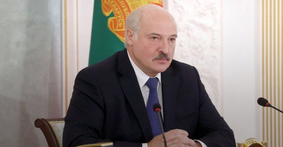 Орешник уже в пути — Лукашенко на вопрос о том, дают ли Белоруссии оружие