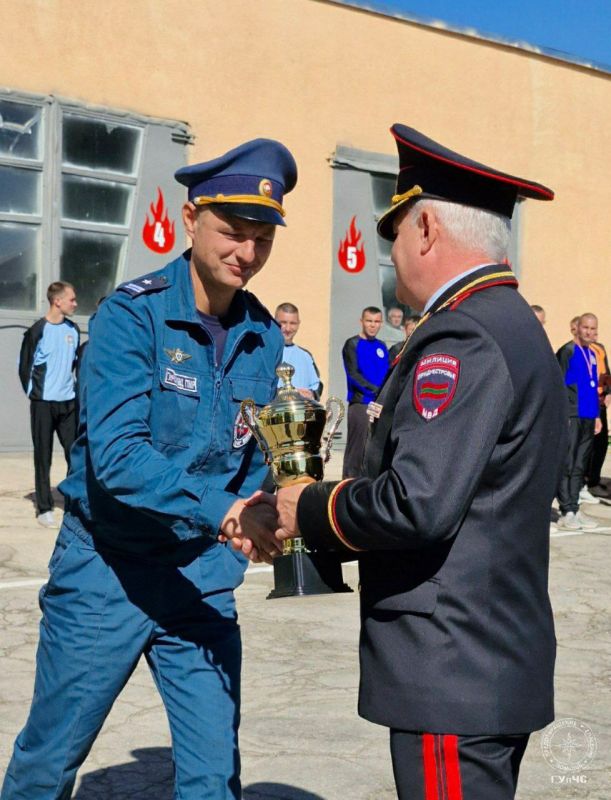 Чемпионат завершился . По итогам двух дней состязаний в рамках 30-го Чемпионата по пожарно-прикладному и аварийно-спасательному спорту подведены итоги Чемпионат завершился . По итогам двух дней состязаний в рамках 30-го Чемпионата по пожарно-прикладному и аварийно-спасательному спорту подведены итоги