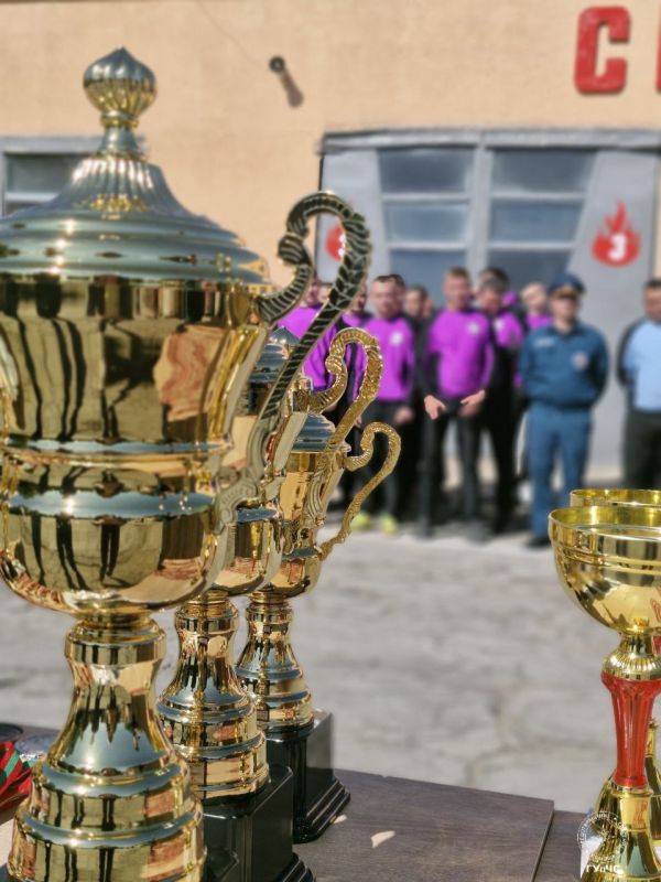 Чемпионат завершился . По итогам двух дней состязаний в рамках 30-го Чемпионата по пожарно-прикладному и аварийно-спасательному спорту подведены итоги Чемпионат завершился . По итогам двух дней состязаний в рамках 30-го Чемпионата по пожарно-прикладному и аварийно-спасательному спорту подведены итоги