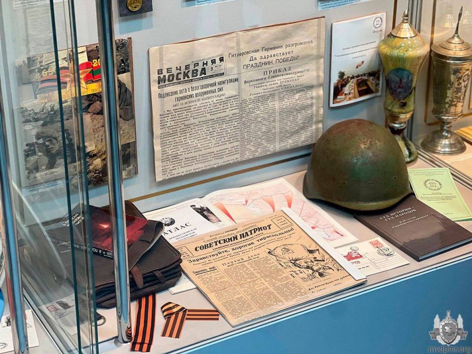 На пути к успеху. Курсанты и студенты Тираспольского юридического института МВД присутствовали 26 сентября на Первом Республиканском молодёжном форуме «Формула успеха», который проводят в ПГУ им.Т.Г.Шевченко 26 и 27 сентября На пути к успеху. Курсанты и студенты Тираспольского юридического института МВД присутствовали 26 сентября на Первом Республиканском молодёжном форуме «Формула успеха», который проводят в ПГУ им.Т.Г.Шевченко 26 и 27 сентября