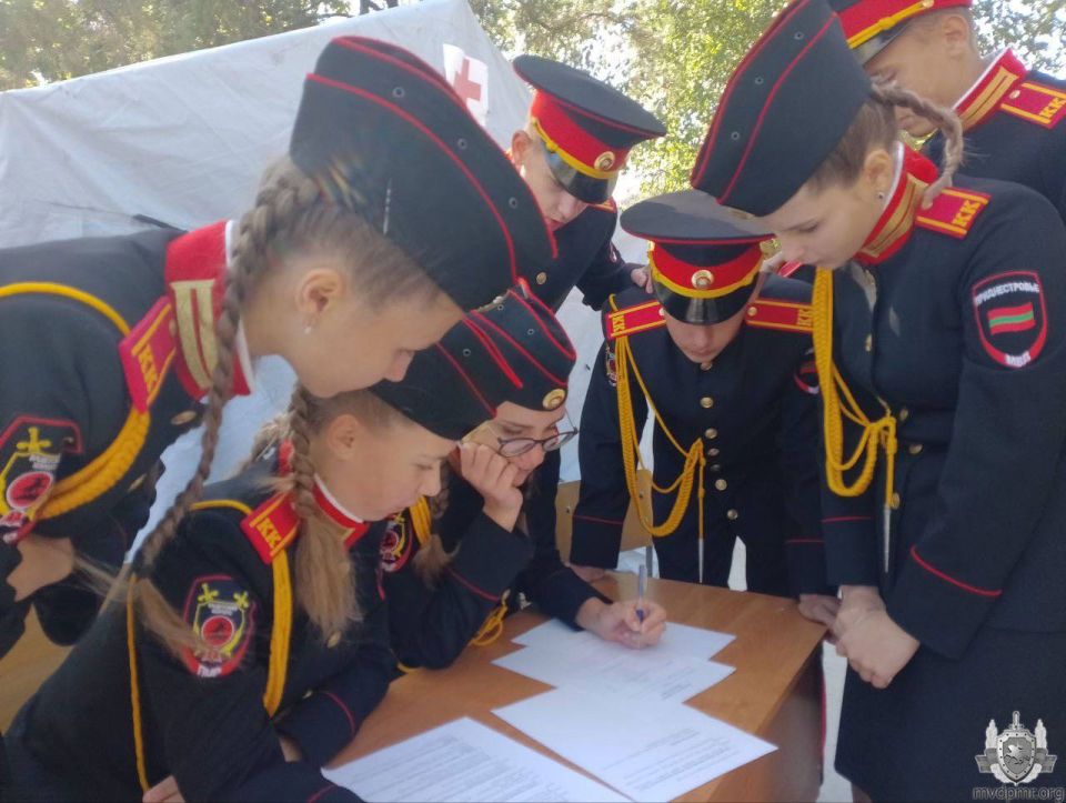 Лучший отряд ЮИД – 2025. Утром 26 сентября в Республиканском кадетском корпусе МВД ПМР торжественно стартовал финал Республиканского слёта «Юный инспектор движения Приднестровья – 2025» Лучший отряд ЮИД – 2025. Утром 26 сентября в Республиканском кадетском корпусе МВД ПМР торжественно стартовал финал Республиканского слёта «Юный инспектор движения Приднестровья – 2025»