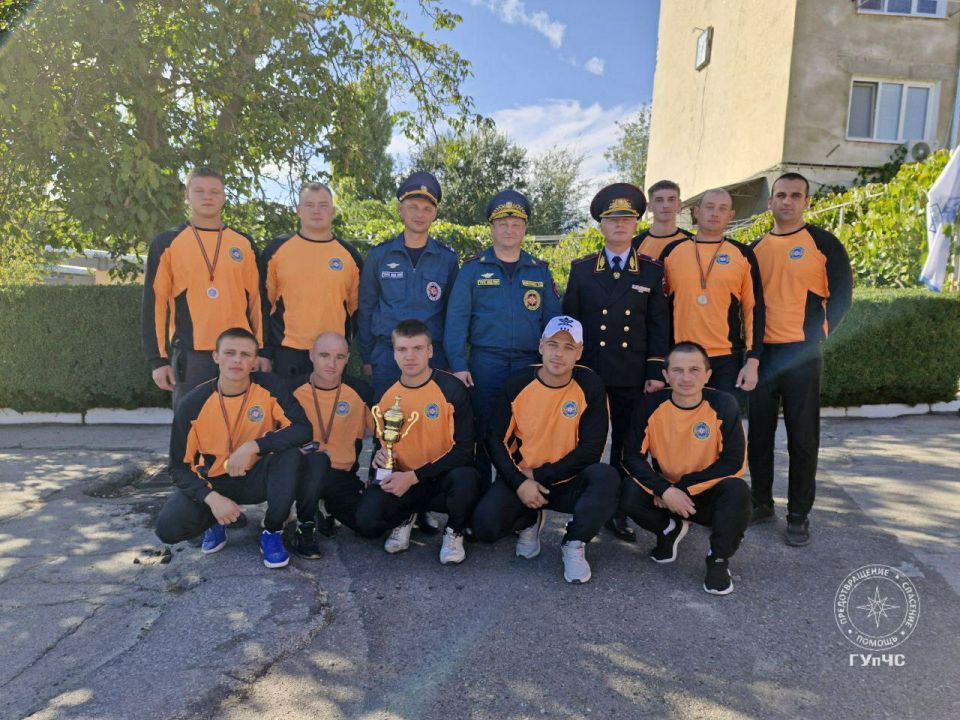 Чемпионат завершился . По итогам двух дней состязаний в рамках 30-го Чемпионата по пожарно-прикладному и аварийно-спасательному спорту подведены итоги Чемпионат завершился . По итогам двух дней состязаний в рамках 30-го Чемпионата по пожарно-прикладному и аварийно-спасательному спорту подведены итоги