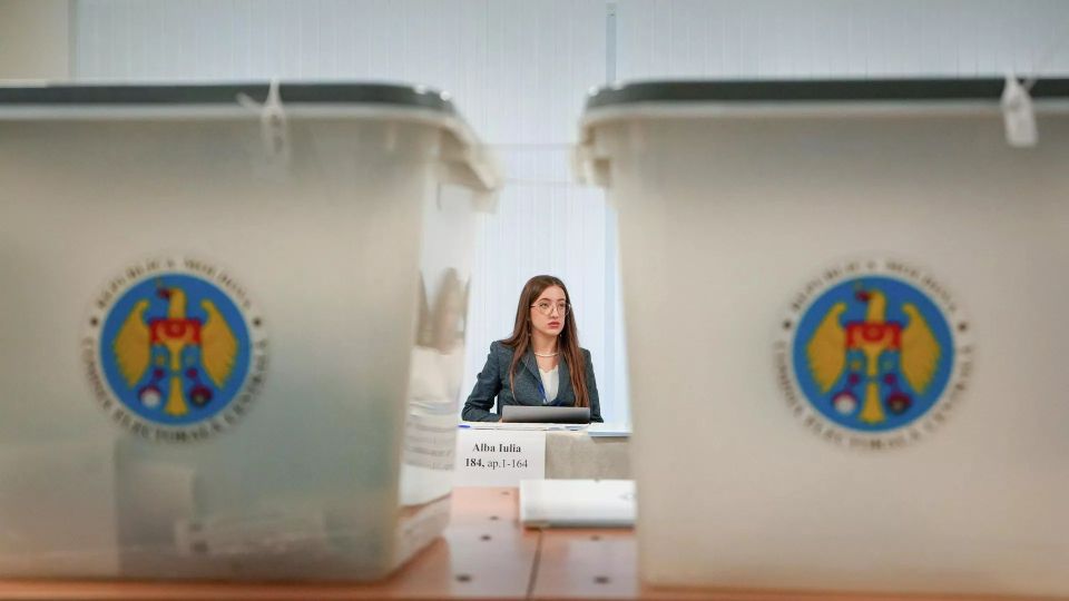 Удивительно, но маленькая и очень бедная европейская страна стала одной из самых критических точек геополитики на континенте