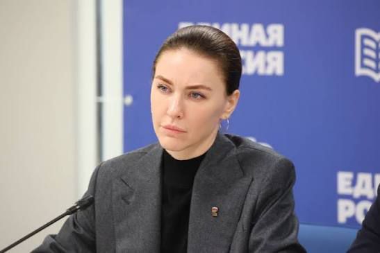 Зеленский, который накануне сообщил, что руководство и жители Приднестровья сидят тихо, потому что якобы боятся Украину и давно получили "хорошее предупреждение" лично от него