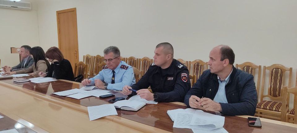 Накануне заместитель столичного градоначальника по социальным вопросам Стеллай Бай провела совещание по подготовке к празднованию Дня города Тирасполя Накануне заместитель столичного градоначальника по социальным вопросам Стеллай Бай провела совещание по подготовке к празднованию Дня города Тирасполя