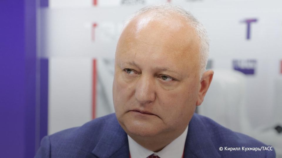 Правящая партия в Молдавии после того, как сохранила власть при помощи фальсификации выборов в парламент, продолжит давить на Православную церковь Молдовы, Гагаузию, Приднестровье, заявил ТАСС Игорь Додон