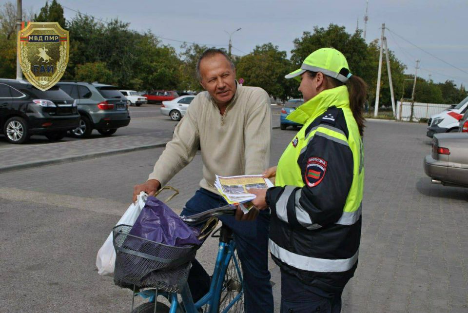 Напомнили о безопасности. Сотрудники Госавтоинспекции в Слободзее провели профилактическую акцию, направленную на повышение безопасности на дорогах Напомнили о безопасности. Сотрудники Госавтоинспекции в Слободзее провели профилактическую акцию, направленную на повышение безопасности на дорогах