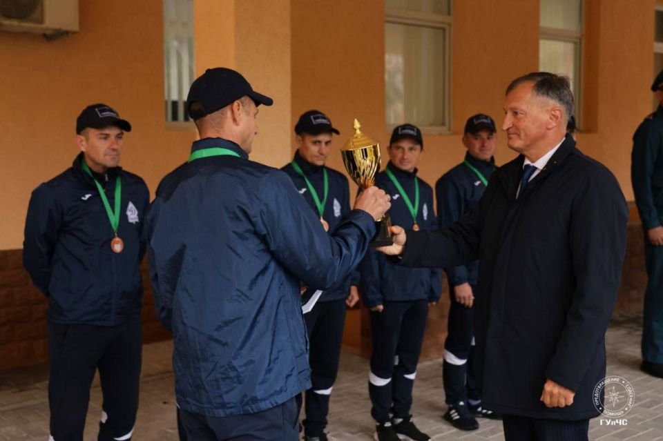 За достижения – награды!. В Министерстве внутренних дел чествовали призёров чемпионата ПМР по футболу За достижения – награды!. В Министерстве внутренних дел чествовали призёров чемпионата ПМР по футболу