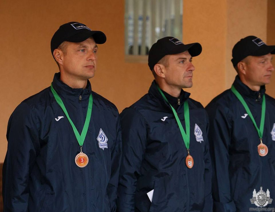 Чествовали динамовцев. В Министерстве внутренних дел 1 октября состоялось торжественное мероприятие в честь футбольной команды «Динамо-Слободзея» Чествовали динамовцев. В Министерстве внутренних дел 1 октября состоялось торжественное мероприятие в честь футбольной команды «Динамо-Слободзея»