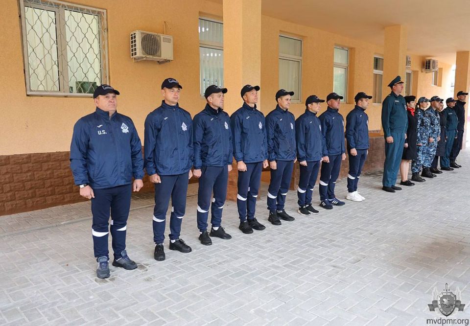 Чествовали динамовцев. В Министерстве внутренних дел 1 октября состоялось торжественное мероприятие в честь футбольной команды «Динамо-Слободзея» Чествовали динамовцев. В Министерстве внутренних дел 1 октября состоялось торжественное мероприятие в честь футбольной команды «Динамо-Слободзея»