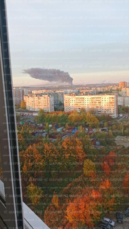 В Ярославле горит НПЗ В Ярославле горит НПЗ