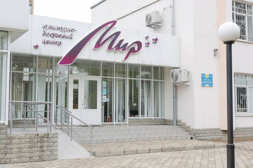 КУРСАНТОВ И СУВОРОВЦЕВ НАГРАДИЛИ ЗА УЧАСТИЕ В «ПРИДНЕСТРОВСКОЙ СЮИТЕ» КУРСАНТОВ И СУВОРОВЦЕВ НАГРАДИЛИ ЗА УЧАСТИЕ В «ПРИДНЕСТРОВСКОЙ СЮИТЕ»