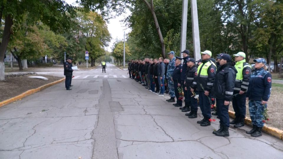 В Бендерах почтили память сотрудников уголовного розыска, погибших при исполнении служебных обязанностей В Бендерах почтили память сотрудников уголовного розыска, погибших при исполнении служебных обязанностей