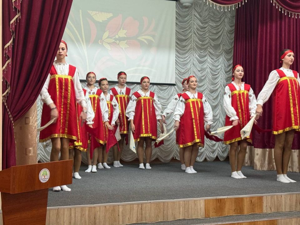 Мыслить о будущем – действовать в настоящем Мыслить о будущем – действовать в настоящем