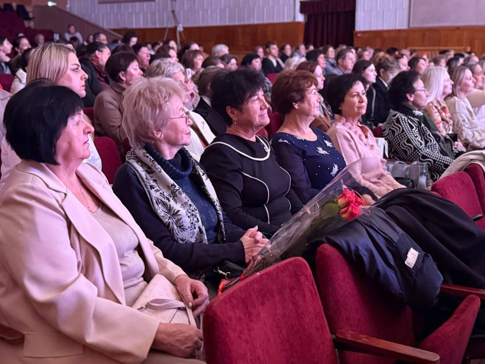 Атмосфера единства, тепла и благодарности Атмосфера единства, тепла и благодарности