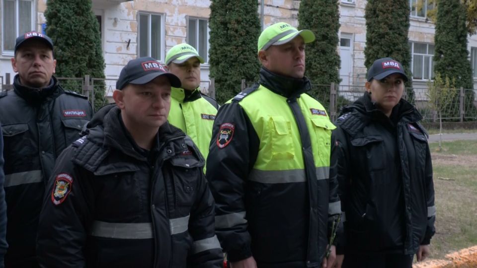 В Бендерах почтили память сотрудников уголовного розыска, погибших при исполнении служебных обязанностей В Бендерах почтили память сотрудников уголовного розыска, погибших при исполнении служебных обязанностей