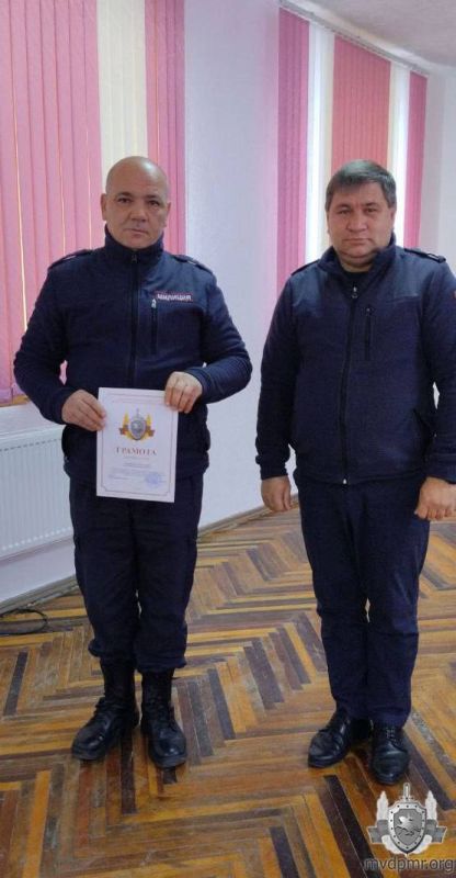 Утро сюрпризов в РУВК. День 3 октября начался для сотрудников и педагогов Республиканского учебно-воспитательного комплекса А.С. Макаренко с приятных неожиданностей Утро сюрпризов в РУВК. День 3 октября начался для сотрудников и педагогов Республиканского учебно-воспитательного комплекса А.С. Макаренко с приятных неожиданностей