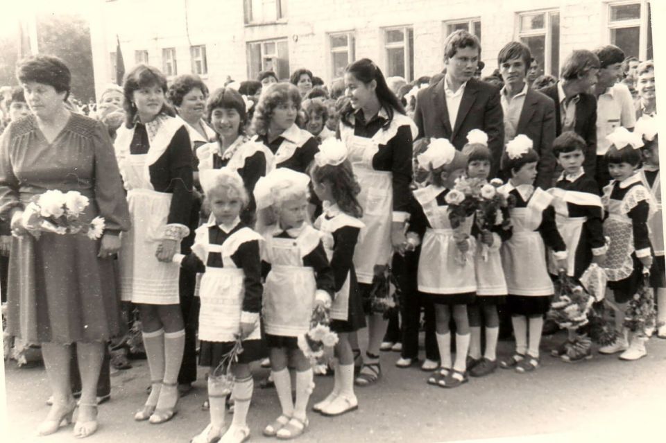 «Школьные годы чудесные» – ретро-архив на сайте госадминистрации Дубоссар «Школьные годы чудесные» – ретро-архив на сайте госадминистрации Дубоссар