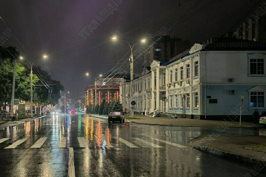 Водитель «Москвича» сбил девушку на пешеходном переходе
