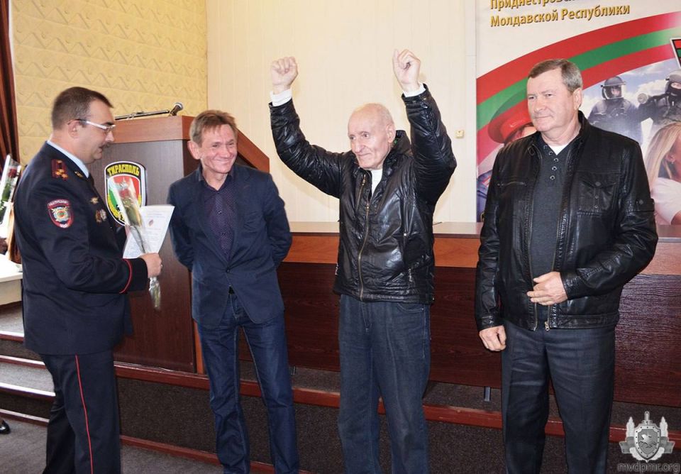 Талантливый сыщик, мудрый наставник Талантливый сыщик, мудрый наставник