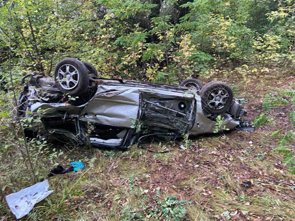 Ночное ДТП в Меренештах. В ночь на 5 октября на автодороге Бендеры-Кицканы, в районе села Меренешты произошло ДТП Ночное ДТП в Меренештах. В ночь на 5 октября на автодороге Бендеры-Кицканы, в районе села Меренешты произошло ДТП