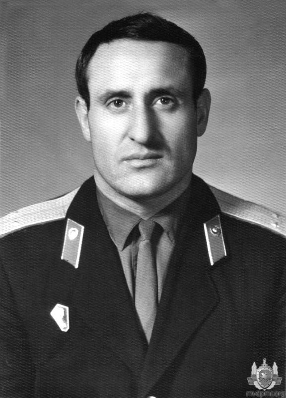 Талантливый сыщик, мудрый наставник Талантливый сыщик, мудрый наставник