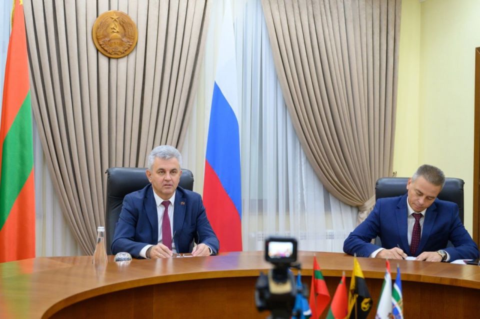 Совещание Президента Вадима Красносельского с главами городов и районов – главное: