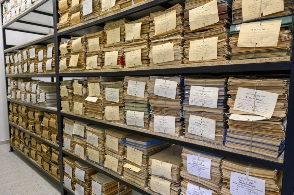 Руководство ПМР ознакомилось с работой Госслужбы архивов в новом здании Руководство ПМР ознакомилось с работой Госслужбы архивов в новом здании