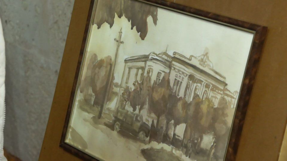 В Бендерском историко-краеведческом музее открылась выставка «Бендеры — страницы истории» В Бендерском историко-краеведческом музее открылась выставка «Бендеры — страницы истории»