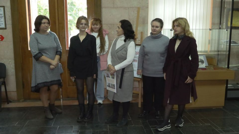 В Бендерском историко-краеведческом музее открылась выставка «Бендеры — страницы истории» В Бендерском историко-краеведческом музее открылась выставка «Бендеры — страницы истории»