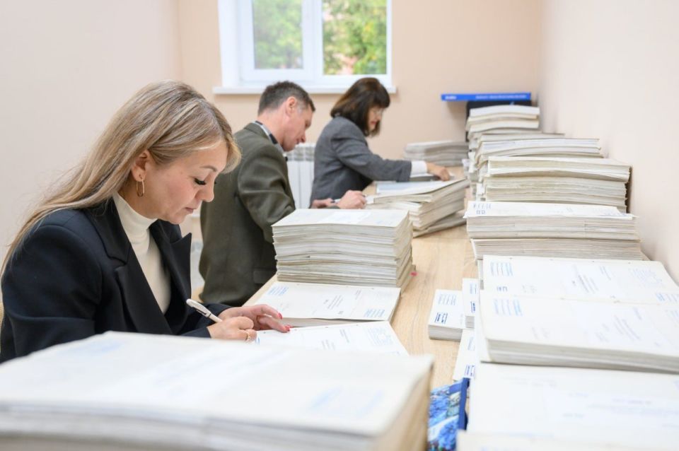 Председатель Верховного Совета Александр Коршунов – о новом здании Госархива: Председатель Верховного Совета Александр Коршунов – о новом здании Госархива: