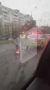 Авария на Мечникова в столице