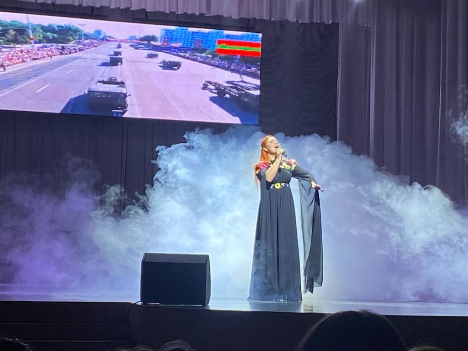 Ярким украшением праздника стали выступления наших талантливых творческих коллективов Ярким украшением праздника стали выступления наших талантливых творческих коллективов