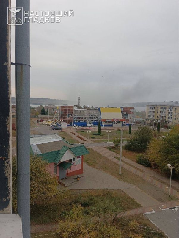 ВСУ нанесли ракетный удар по поселку Маслова Пристань Белгородской области, предварительно, три человека погибли, один ранен, сообщил Гладков ВСУ нанесли ракетный удар по поселку Маслова Пристань Белгородской области, предварительно, три человека погибли, один ранен, сообщил Гладков