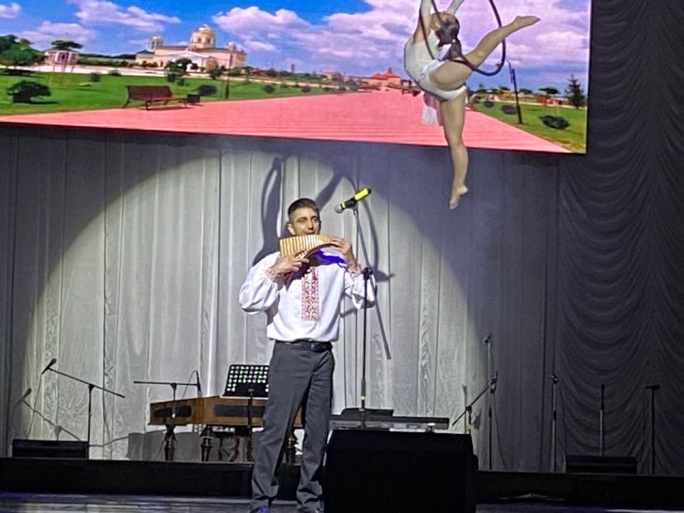 Ярким украшением праздника стали выступления наших талантливых творческих коллективов Ярким украшением праздника стали выступления наших талантливых творческих коллективов