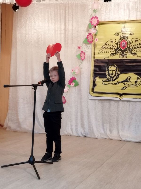 Сегодня в МОУ «БДДЮТ» на филиале «Буревестник» с самого утра звучали детские голоса — юные бендерчане принимали участие в муниципальном конкурсе чтецов «С любовью к городу – 2025» Сегодня в МОУ «БДДЮТ» на филиале «Буревестник» с самого утра звучали детские голоса — юные бендерчане принимали участие в муниципальном конкурсе чтецов «С любовью к городу – 2025»