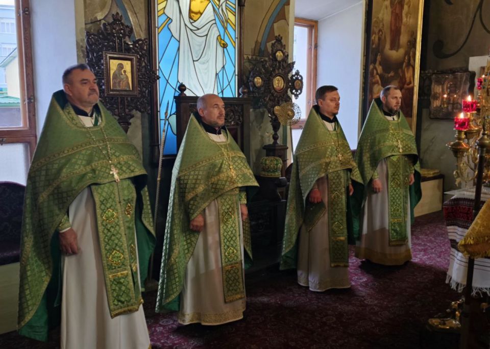 В день памяти преподобного Сергия Радонежского в Преображенском соборе состоялась праздничная Божественная литургия В день памяти преподобного Сергия Радонежского в Преображенском соборе состоялась праздничная Божественная литургия