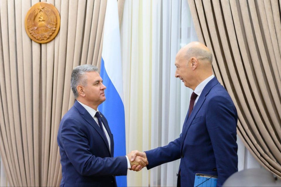 Президент Вадим Красносельский встретился с делегацией ОБСЕ во главе с представителем Действующего председателя организации Томасом Ленком Президент Вадим Красносельский встретился с делегацией ОБСЕ во главе с представителем Действующего председателя организации Томасом Ленком
