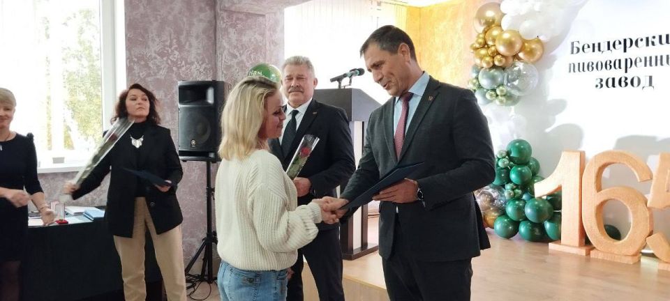 165 лет истории, качества и традиций: Бендерскому пивоваренному заводу — 165 лет 165 лет истории, качества и традиций: Бендерскому пивоваренному заводу — 165 лет