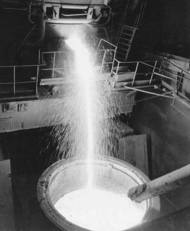 Сегодня Молдавский металлургический завод отмечает 41-ю годовщину первой плавки Сегодня Молдавский металлургический завод отмечает 41-ю годовщину первой плавки