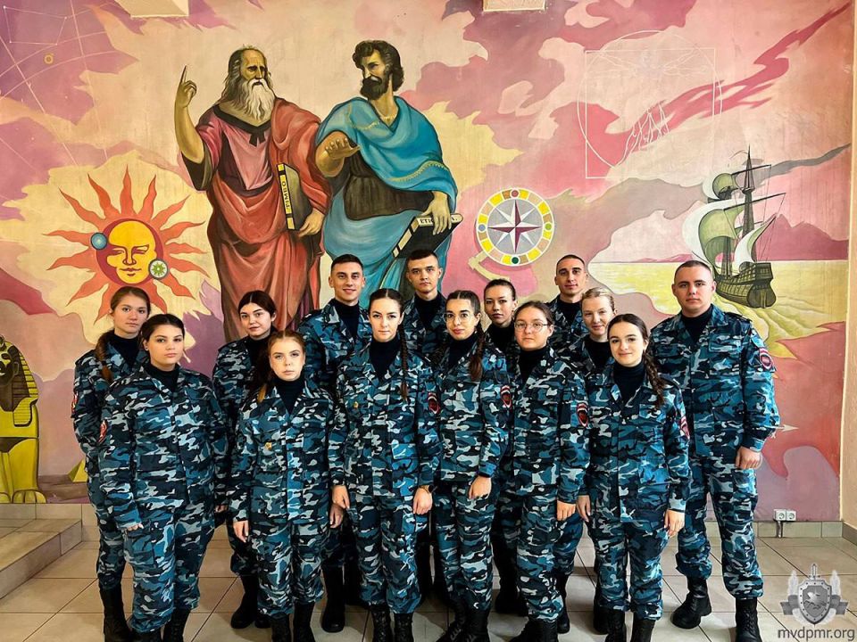 Актуальный разговор. 9 октября преподаватели и курсанты Тираспольского юридического института МВД ПМР приняли активное участие в православной XXVIII Республиканской научно-просветительской конференции «Покровские чтения» Актуальный разговор. 9 октября преподаватели и курсанты Тираспольского юридического института МВД ПМР приняли активное участие в православной XXVIII Республиканской научно-просветительской конференции «Покровские чтения»