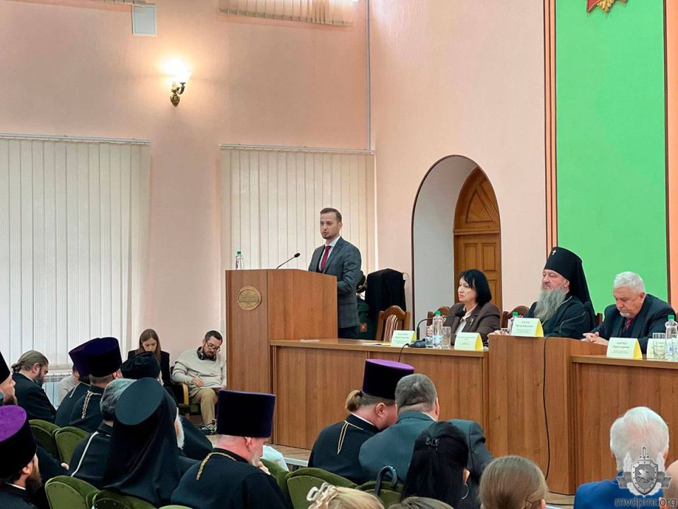 Актуальный разговор. 9 октября преподаватели и курсанты Тираспольского юридического института МВД ПМР приняли активное участие в православной XXVIII Республиканской научно-просветительской конференции «Покровские чтения» Актуальный разговор. 9 октября преподаватели и курсанты Тираспольского юридического института МВД ПМР приняли активное участие в православной XXVIII Республиканской научно-просветительской конференции «Покровские чтения»