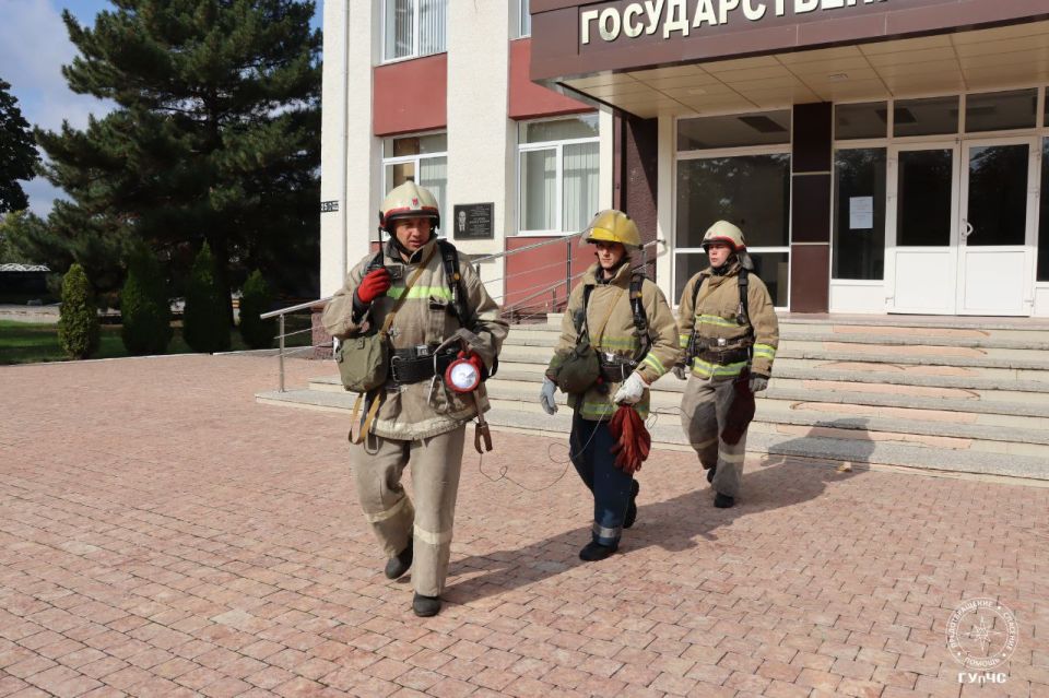 Без паники: сирены и спецтехника сегодня в Слободзее – это учения на случай землетрясения Без паники: сирены и спецтехника сегодня в Слободзее – это учения на случай землетрясения