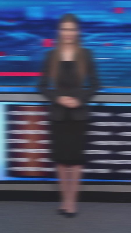      20:30   