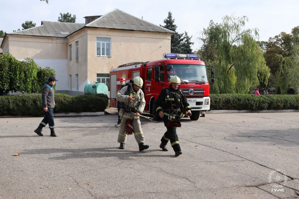 Без паники: сирены и спецтехника сегодня в Слободзее – это учения на случай землетрясения Без паники: сирены и спецтехника сегодня в Слободзее – это учения на случай землетрясения