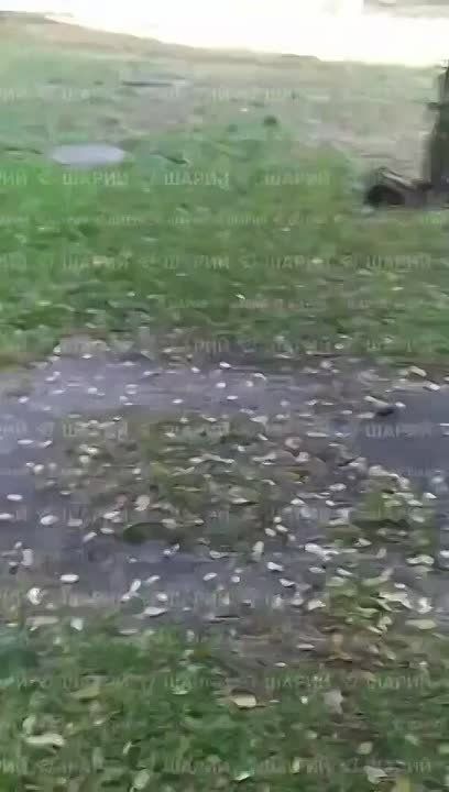 Киев, Троещина.. Люди готовят еду на улице. Зеленского рядом нет