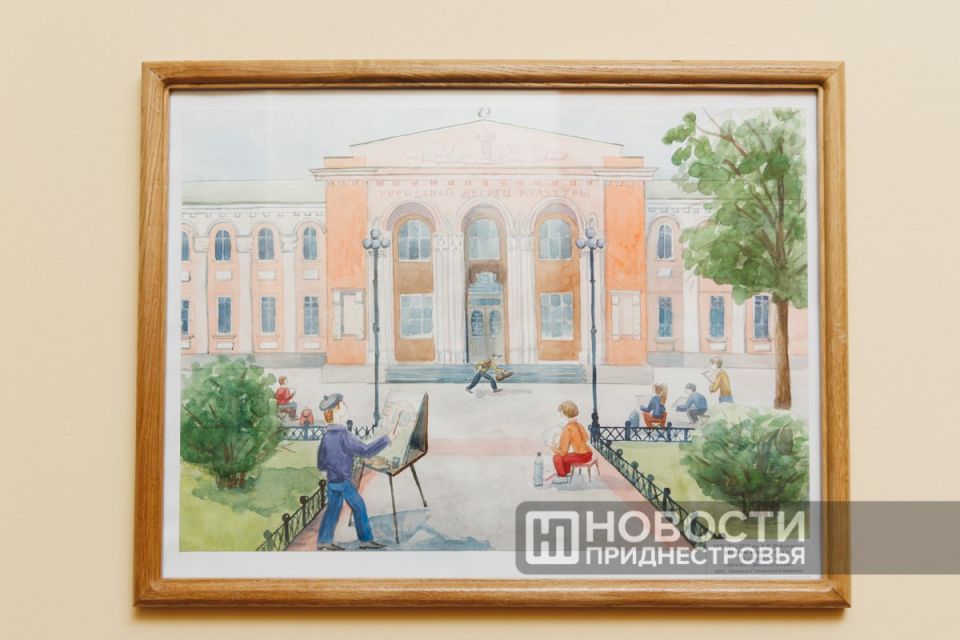 30 картин своих учеников подарила Тирасполю на День города детская художественная школа имени А. Ф. Фойницкого 30 картин своих учеников подарила Тирасполю на День города детская художественная школа имени А. Ф. Фойницкого