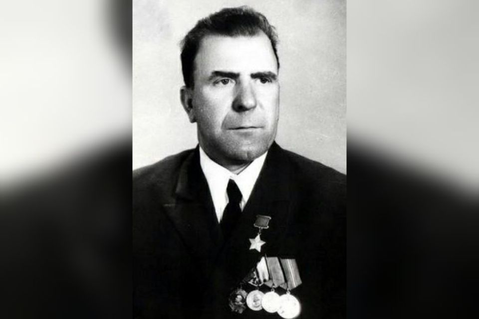 100          