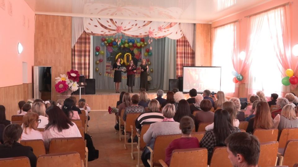 Бендерской школе №13 — 60 лет! Бендерской школе №13 — 60 лет!